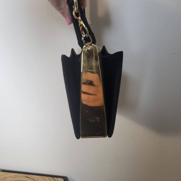 Kenneth Jay Lane Crossbody Bag Gold Hardware - Picture 4 of 7